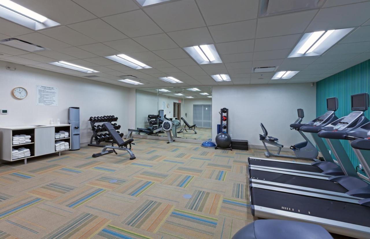 Holiday Inn Express & Suites Tulsa South - Woodland Hills By Ihg Dış mekan fotoğraf